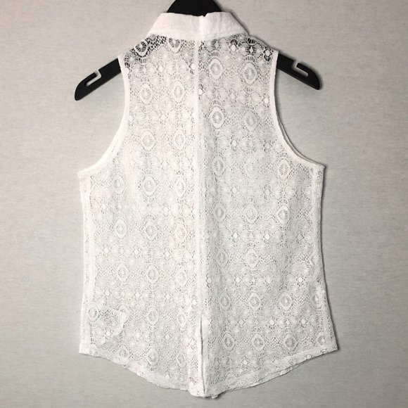 GUESS White Lace Button Down Sleeveless Top - Picture 5 of 6